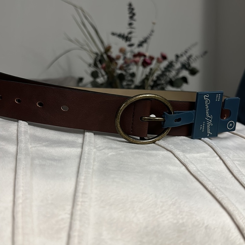 Women's Fully Adjustable Casual Belt with Round Buckle, size XL